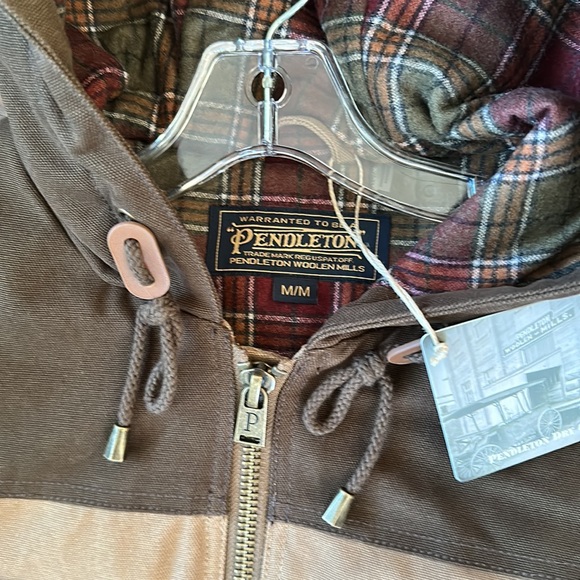 Pendleton zip jacket! - Picture 2 of 9